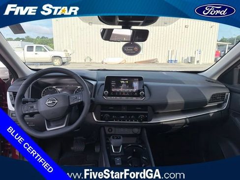 Used 2026 Nissan Rogue Dark Armor FWD image 13