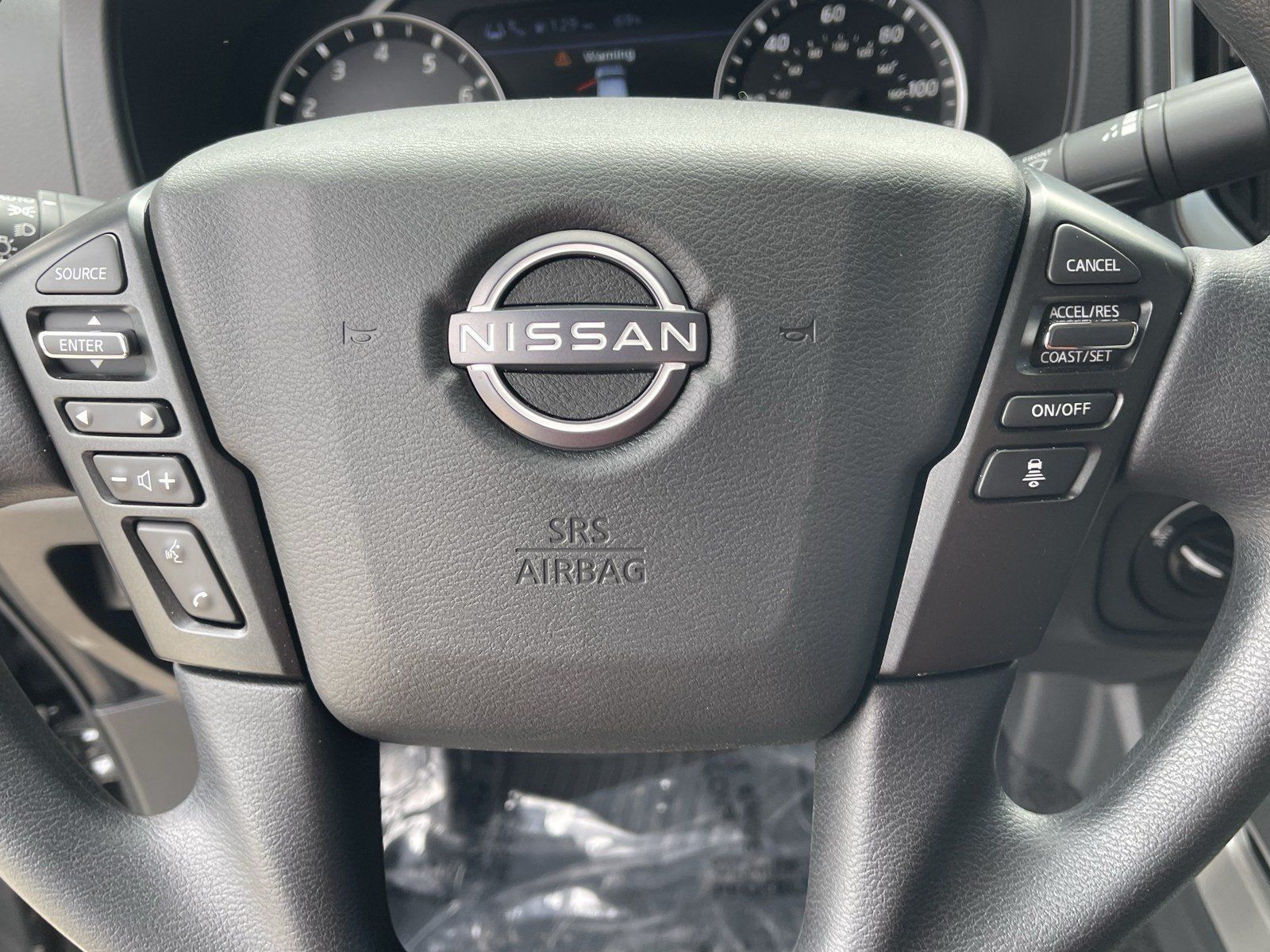 Used 2025 Nissan Frontier SV AWD/4WD image 20