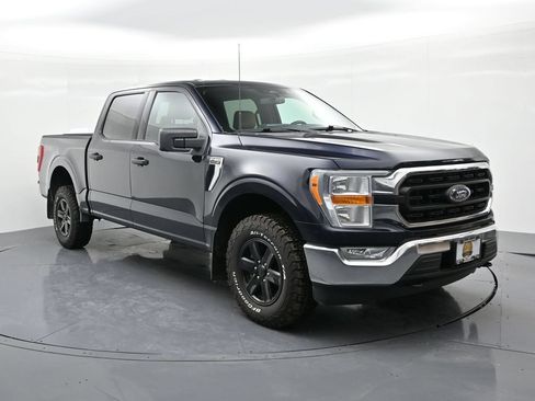 Used 2022 Ford F150 XLT w/ Equipment Group 301A Mid AWD/4WD image 3
