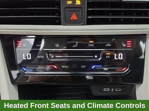 Used 2025 Volkswagen Jetta SE w/ Sunroof Package FWD image 36