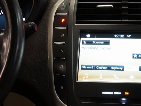 Used 2016 Lincoln MKC Reserve image 22