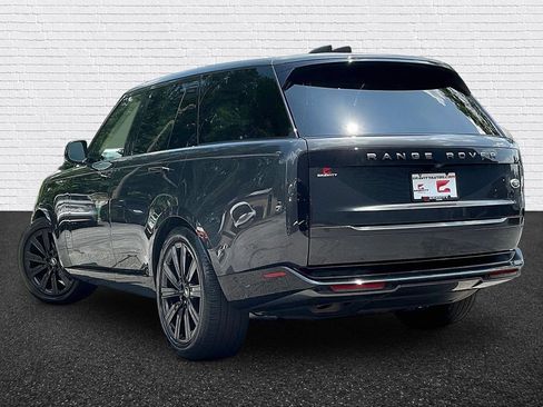 Used 2023 Land Rover Range Rover SE AWD/4WD image 4