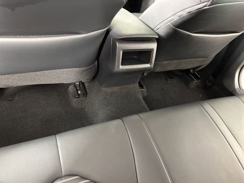 Used 2023 Toyota Camry SE image 47