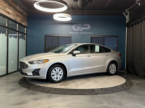 Used 2019 Ford Fusion S image 7