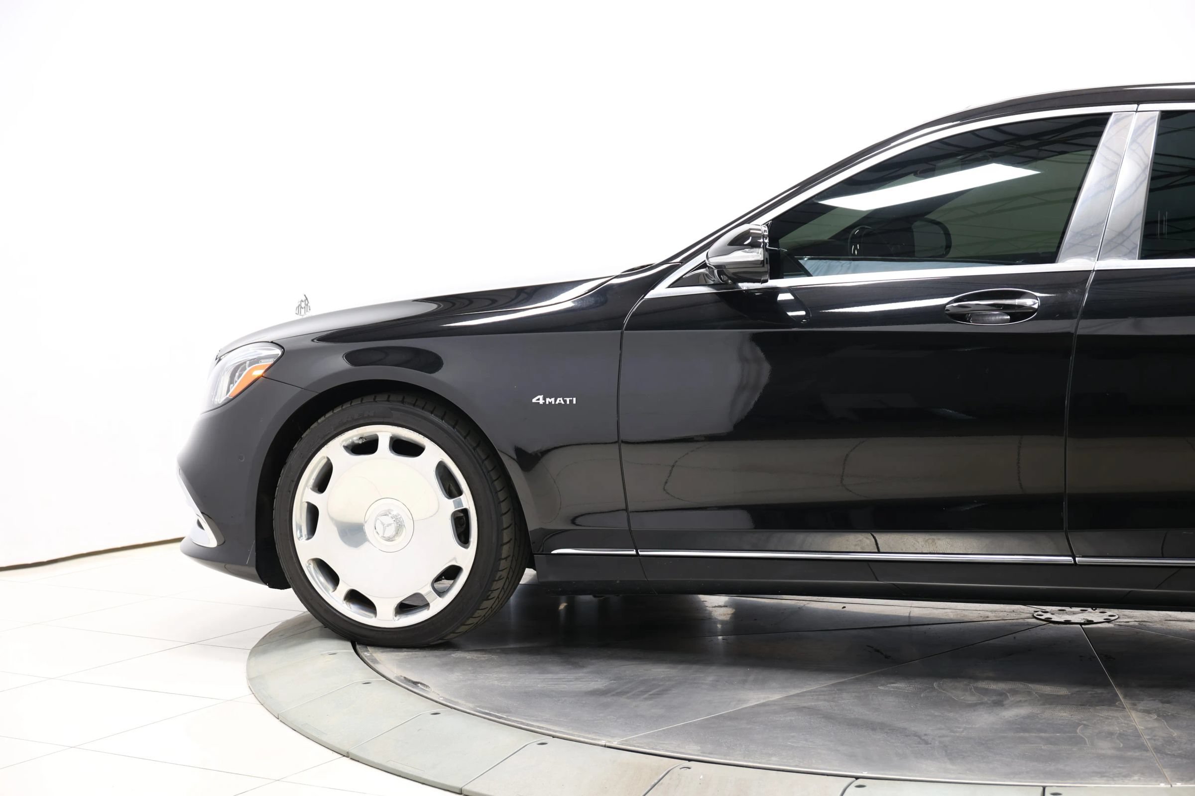 Used 2019 Mercedes-Benz Maybach S 560 4MATIC image 8
