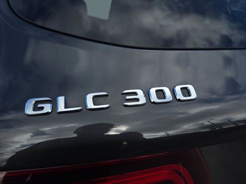 Used 2022 Mercedes-Benz GLC 300 4MATIC image 36