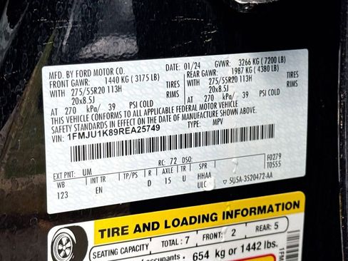 Used 2024 Ford Expedition Limited image 36