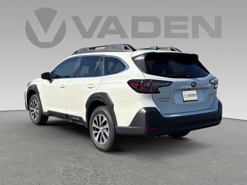 Used 2024 Subaru Outback Premium AWD/4WD image 22