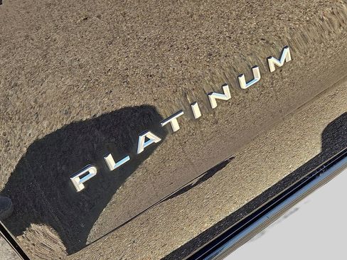 Used 2025 Ford Expedition Max Platinum AWD/4WD image 10