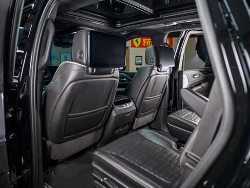 Used 2024 Cadillac Escalade V w/ LPO, Floor Liner Package image 41