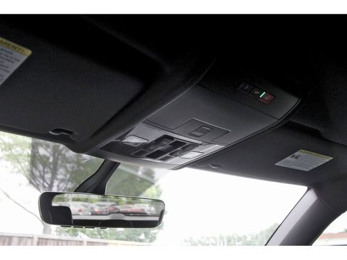 Used 2023 Volkswagen Atlas Cross Sport SE w/ Panoramic Sunroof Package FWD image 26