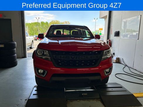 Used 2019 Chevrolet Colorado Z71 image 3