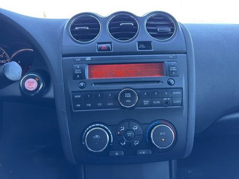 Used 2011 Nissan Altima 3.5 SR image 17