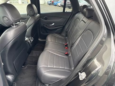Used 2021 Mercedes-Benz GLC 300 GLC 300 image 17