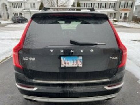 Used 2016 Volvo XC90 T6 Inscription w/ Vision Package image 8