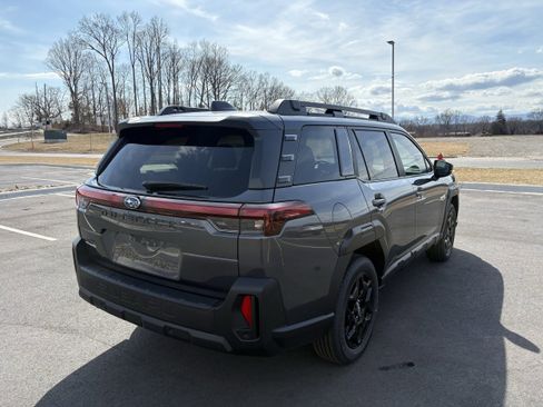 New 2026 Subaru Outback Limited AWD/4WD image 9