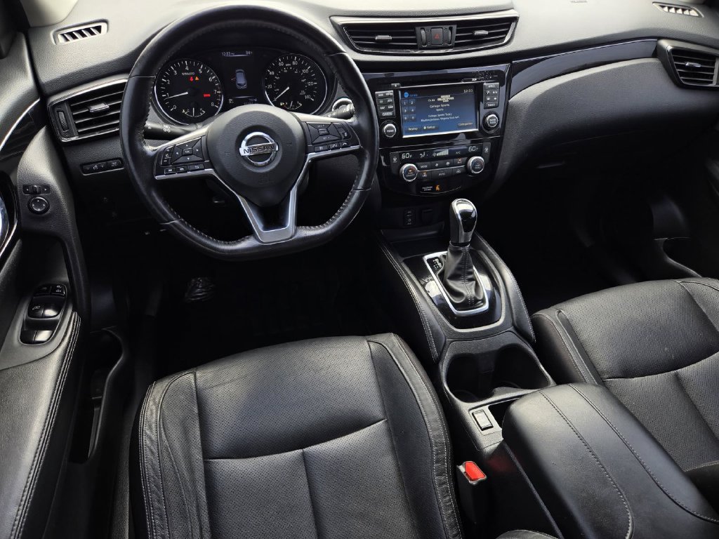 Used 2018 Nissan Rogue Sport SL FWD image 15