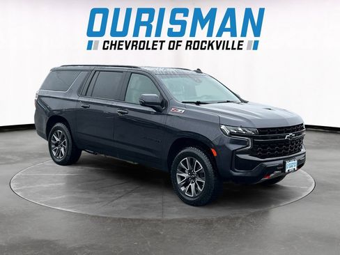 Used 2023 Chevrolet Suburban Z71 w/ Luxury Package image 1