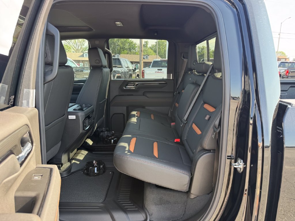 New 2026 GMC Sierra 2500 AT4 w/ AT4 Premium Plus Package AWD/4WD image 24