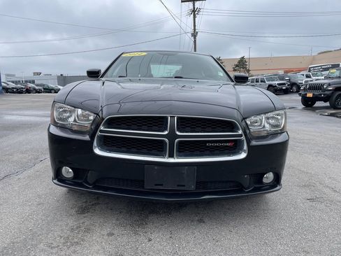 Used 2014 Dodge Charger SXT AWD/4WD image 5