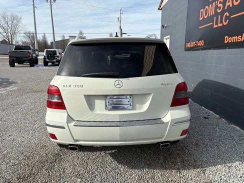 Used 2010 Mercedes-Benz GLK 350 4MATIC image 3