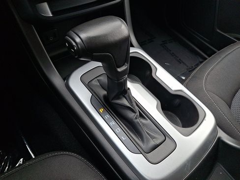 Used 2020 Chevrolet Colorado LT w/ LT Convenience Package RWD image 15