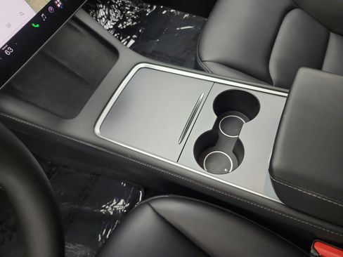 Used 2023 Tesla Model 3 Standard Range RWD image 11
