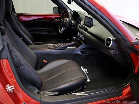 Used 2019 MAZDA MX-5 Miata RF Grand Touring image 28