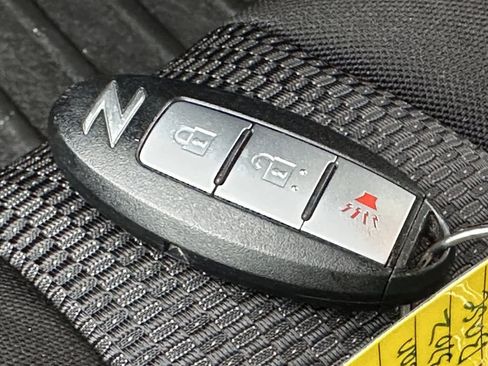 Used 2016 Nissan 370Z Coupe image 22