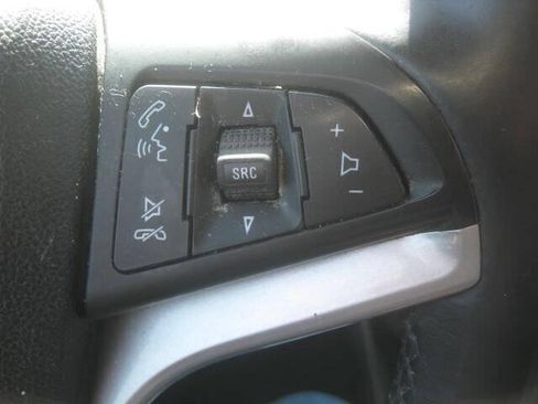 Used 2018 Chevrolet Trax LT w/ LT Convenience Package AWD/4WD image 19