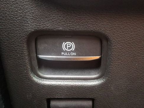 Used 2022 Jeep Grand Cherokee Trailhawk AWD/4WD image 24