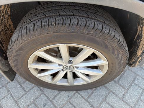 Used 2017 Volkswagen Tiguan Wolfsburg Edition image 6