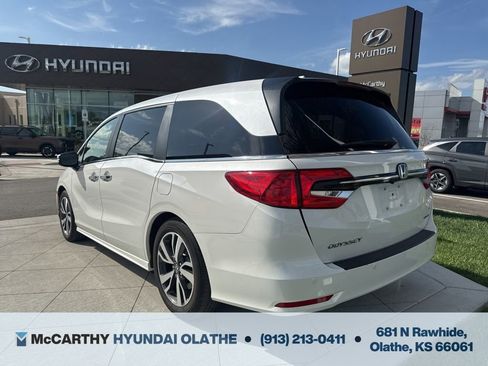 Used 2023 Honda Odyssey Touring image 13