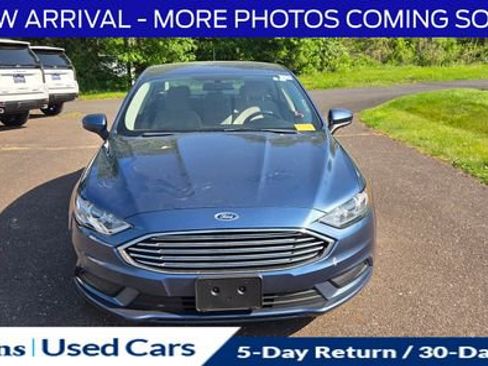 Used 2018 Ford Fusion S FWD image 2