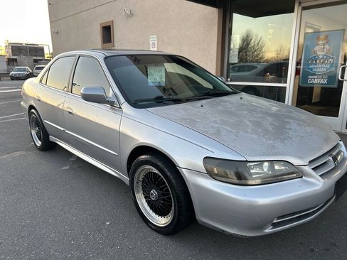 Used 2001 Honda Accord EX image 3