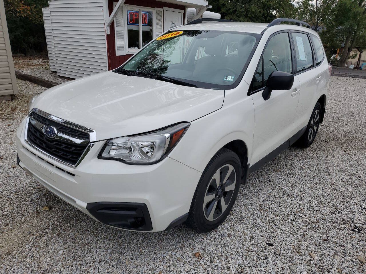 Used 2018 Subaru Forester 2.5i w/ Alloy Wheel Package AWD/4WD image 3