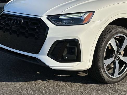 Used 2023 Audi Q5 2.0T Premium Plus w/ Premium Plus Package AWD/4WD image 8
