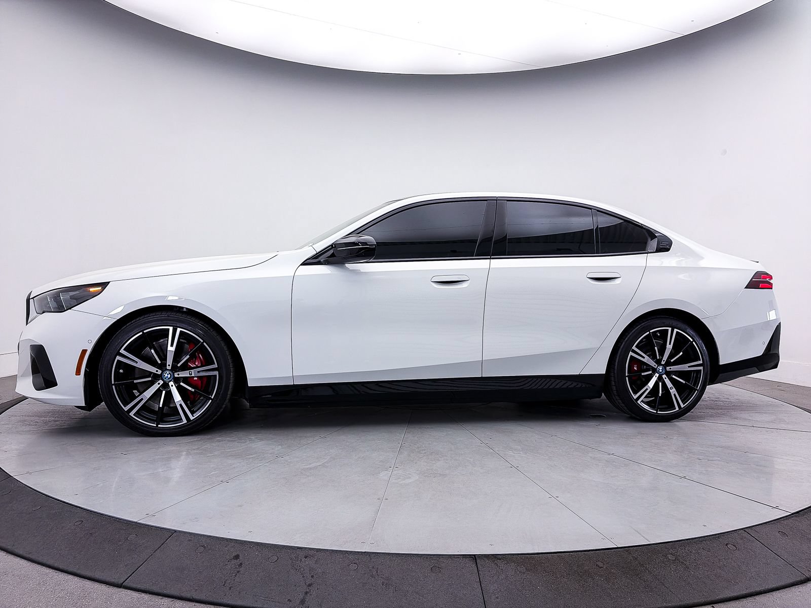 Used 2024 BMW i5 M60 w/ Executive Package AWD/4WD image 46