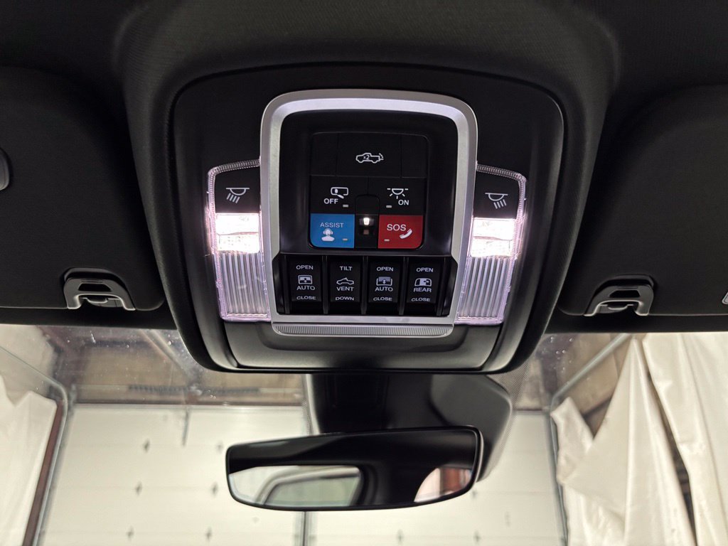 Used 2026 RAM 1500 Limited AWD/4WD image 40