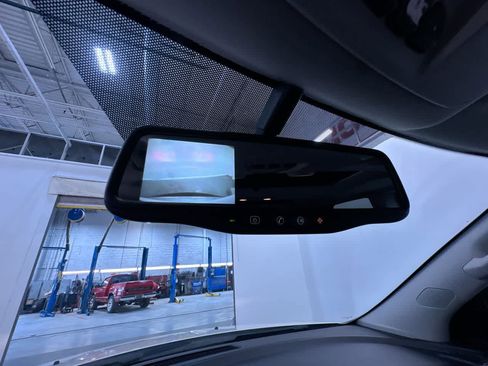 Used 2010 GMC Acadia SLT image 24