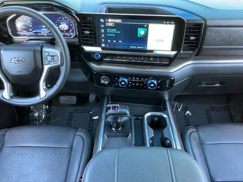 Used 2024 Chevrolet Silverado 1500 RST image 6