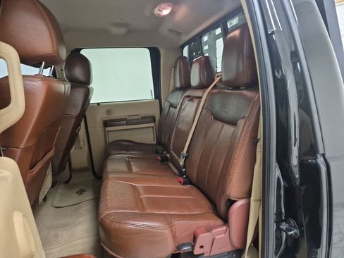 Used 2013 Ford F250 King Ranch w/ King Ranch w/Chrome Pkg image 26