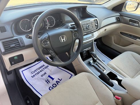Used 2013 Honda Accord LX image 9