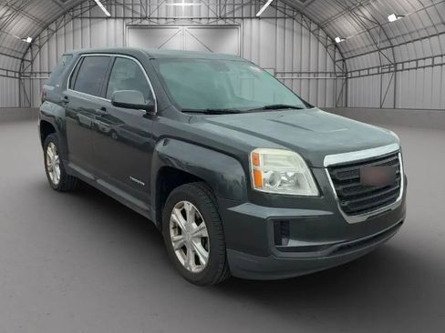 Used 2017 GMC Terrain SLE FWD image 1