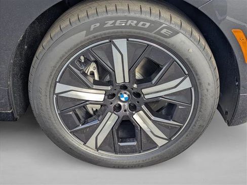 New 2026 BMW iX xDrive45 image 9