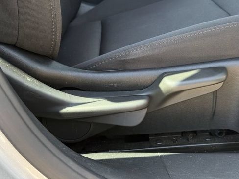 Certified 2021 Chevrolet Malibu LT FWD image 27