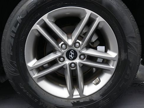 Used 2018 Hyundai Santa Fe Sport FWD image 10