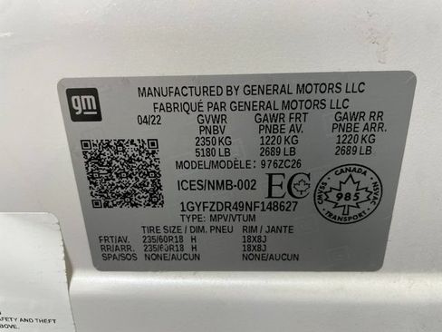 Used 2022 Cadillac XT4 Premium Luxury w/ Sun And Sound Package AWD/4WD image 27
