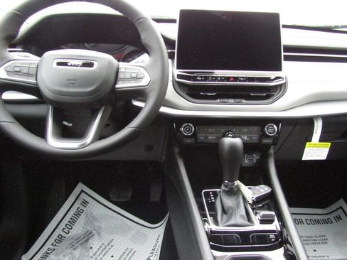 New 2026 Jeep Compass Limited AWD/4WD image 11
