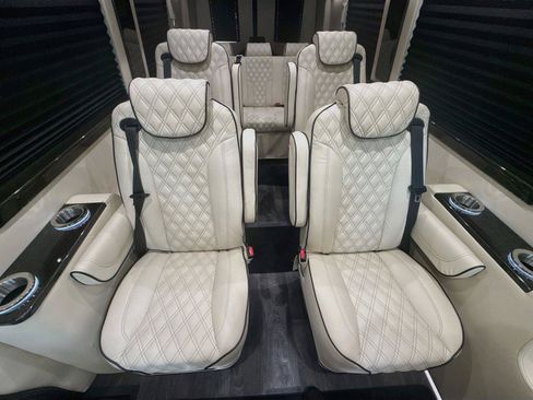 Used 2024 Mercedes-Benz Sprinter 3500 w/ Parking Package image 21